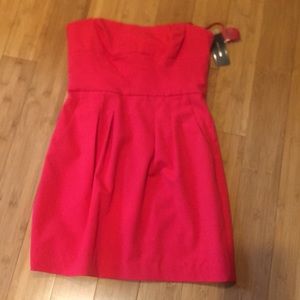 Strapless dress with pockets